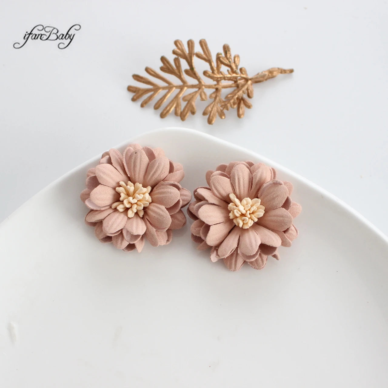 Decorative Handmade 3D Flower 4cm Synthetic Leather Flower With Stamen CRAFT Hair Appliques Embellishments Artificial Floral