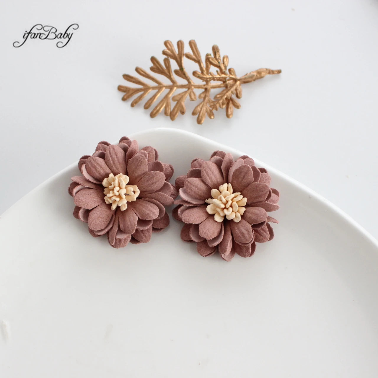 Decorative Handmade 3D Flower 4cm Synthetic Leather Flower With Stamen CRAFT Hair Appliques Embellishments Artificial Floral